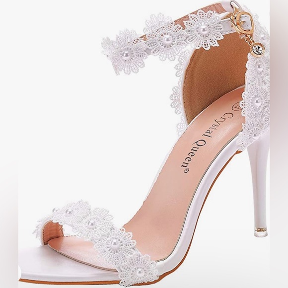 NWT White lace Ankle Strap High Heel - Picture 2 of 7